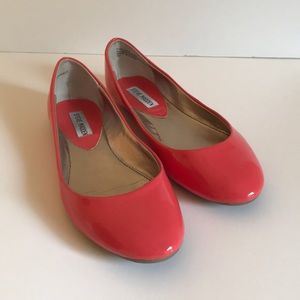 Steve Madden Patent Leather Coral Ballet Flats